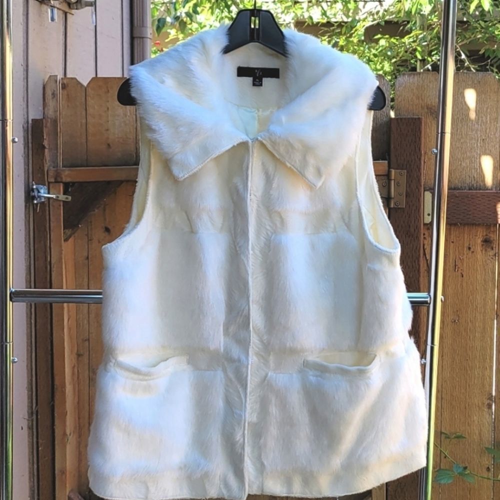 Rachel Zoe R/Z Faux Vest Jacket Zip Ivory Color Size XL